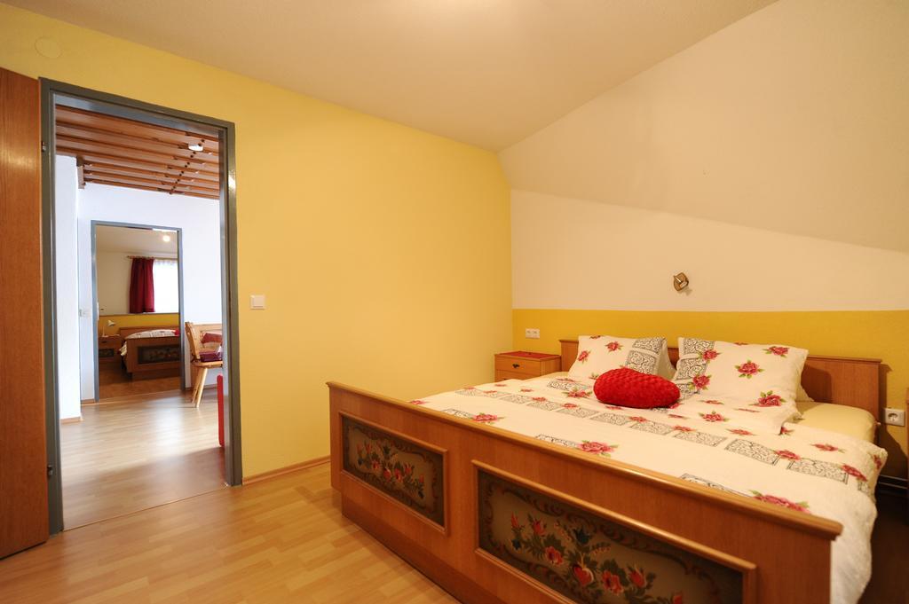 Bed and Breakfast Fruehstueckspension Lach à Eberndorf Extérieur photo